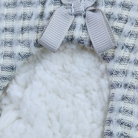 🔺️NWT Joyspun Gray & Cream Foam Cushion Slipper Socks Size 7-8 - Picture 5 of 9